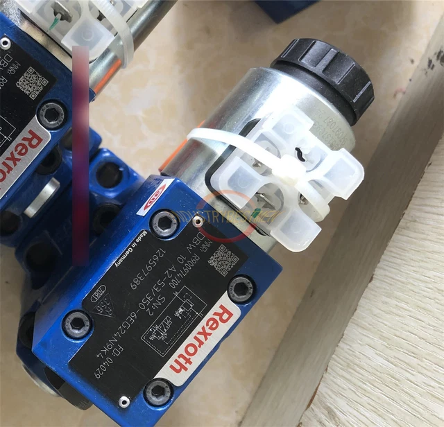 NEW Rexroth Relief valve R900974700 DBW10A2-5X/350-6EG24N9K4