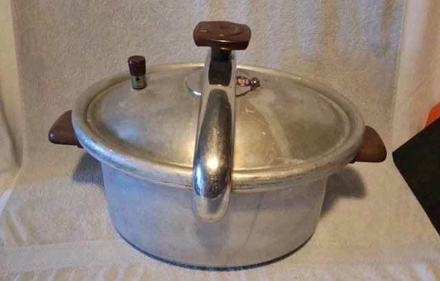 ANCIENNE CASSEROLE EN cuivre avec son couvercle EUR 30,00 - PicClick FR