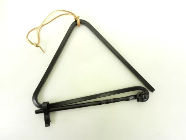 Wrought Iron Triangle Dinner Bell w/Clapper Wand Leather Hanger Farm Ranch  T20