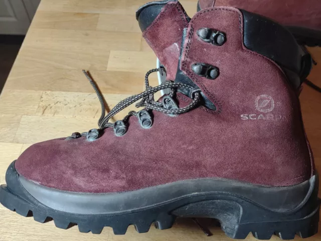 Scarpa vibram deals boots