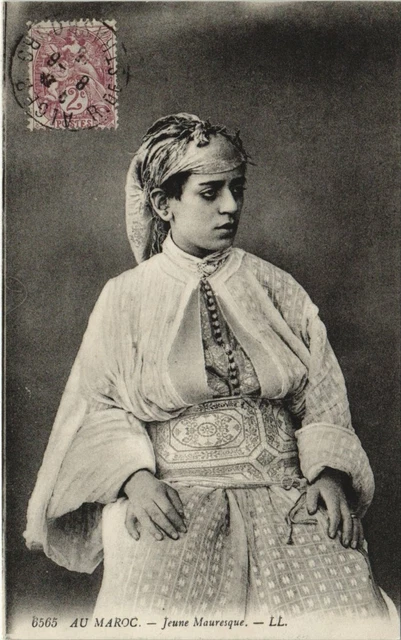 CPA AK LL 6565 Scenes et Types Jeune Mauresque MAROC (793765)