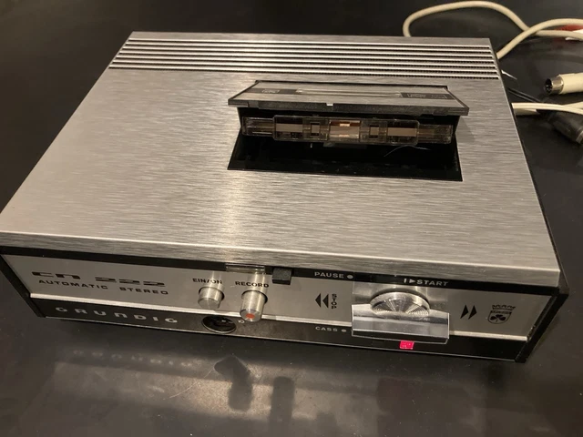 GRUNDIG - BB33 - BEAT BOY 33 - TESTE OK - K7 CASSETTE