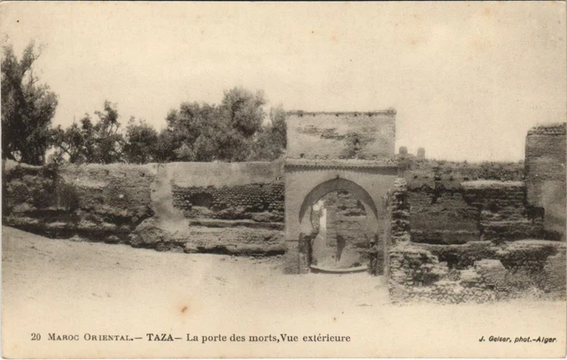 CPA AK TAZA Porte des Morts Vue extérieur MAROC (23394)
