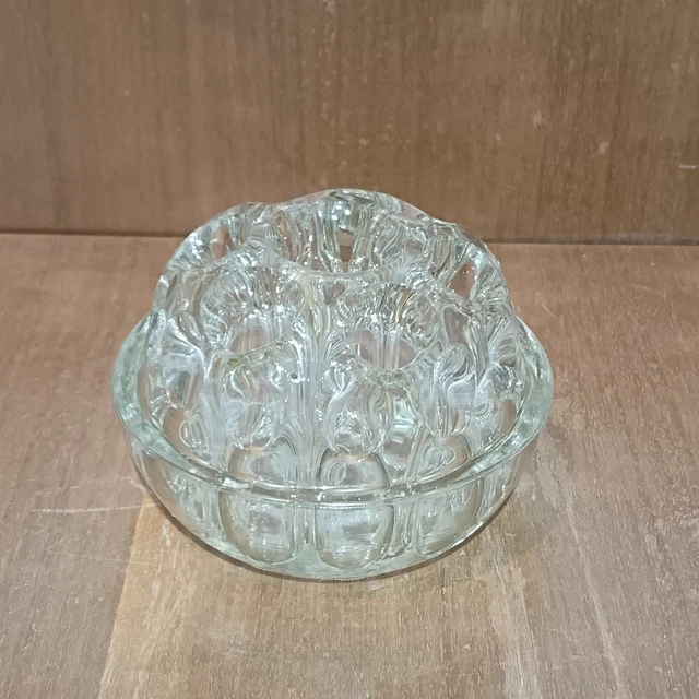 PIQUE - FLEURS - BLEU 19 Trous en verre Vintage Made in France 19