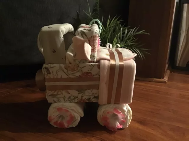 Baby JEEP Nappy/diaper Cake, Newborn, Baby Shower, Gift, Maternity.