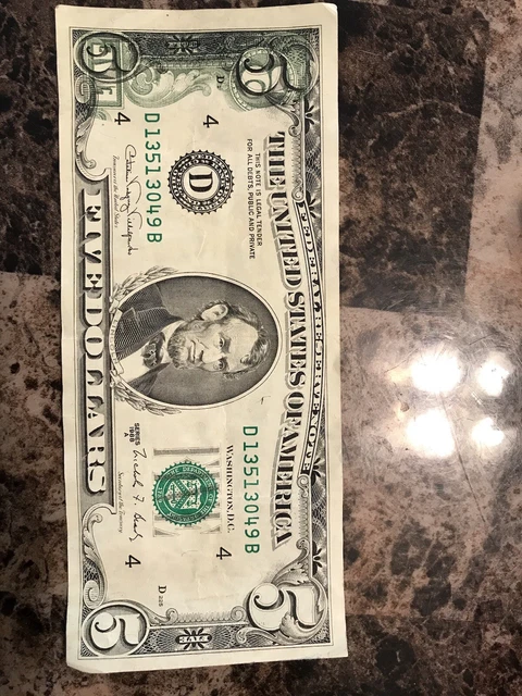 1988 - $5 Five Dollar Bill - Error Misprint Note - 08508920