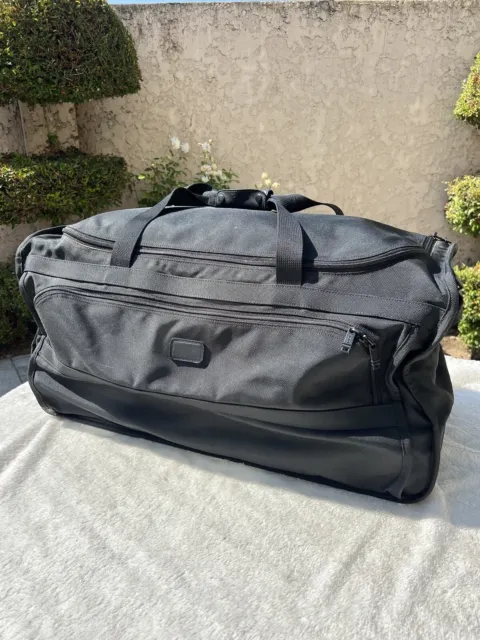 Tumi 2252D3 Wheeled XL 29” Duffle Black Ballistic Nylon Rolling Suitcase Bag