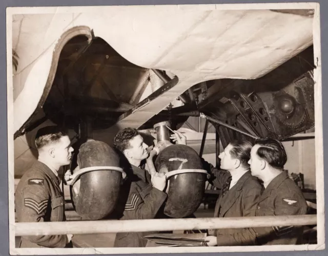 Short Stirling Bomber Undercarriage Large Original Vintage Press Photo Ww2 Raf