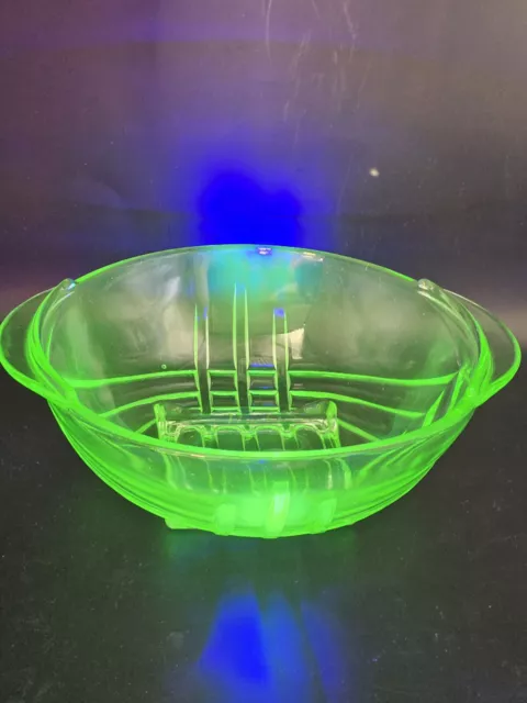 Stölzle Czech Art Deco 1930's  Green Uranium Glass Bowl 24 x 21 x 8 cm