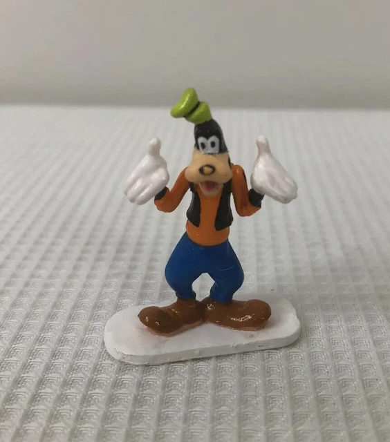 Disney Parks Collector Pack Goofy Mini Figure Classic Disney EUC