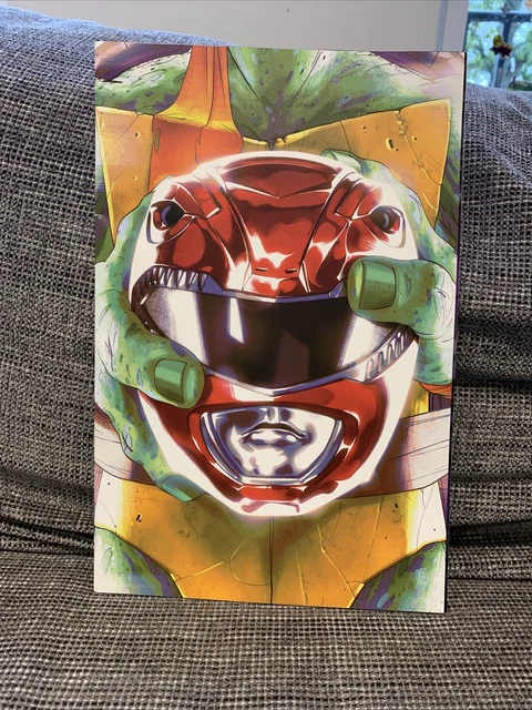 Mighty Morphin Power Rangers Teenage Mutant Ninja Turtles #1 Helmet Variant *