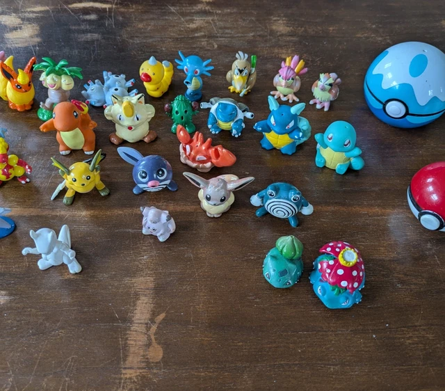 12 FIGURINES POKEMON TOMY EUR 45,00 - FR 12 FIGURINES POKEMON TOMY EUR 45,00 - FR