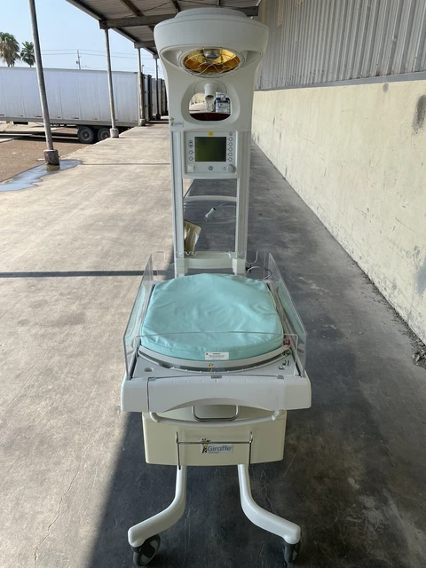 Giraffe Infant Warmer