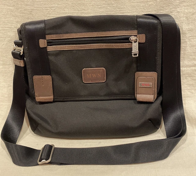 Tumi Alpha Bravo Beale Mini Nylon Black 22371DHCrossbody Shoulder Bag, Excellent