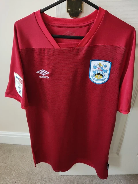 Huddersfield FC 2020-21 Auswärtsfußball Shirt Umbro Medium