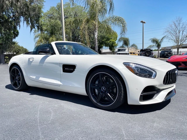 2018 Mercedes-Benz AMG GT ROADSTER DESIGNO AMG NIGHT EXT DISTRONIC BURMESTER