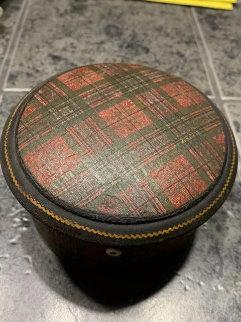 Antique Tartanware Scottish Edwardian Sewing Thread M’Lean Box 19thC Mauchline