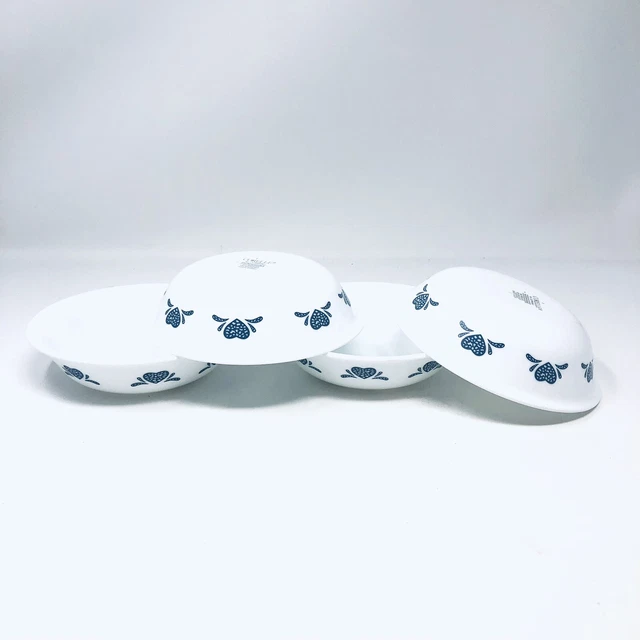 Corelle by Corning Blue Hearts Set of 4 Berry Bowls Fruit Sauce Dessert 5.5"