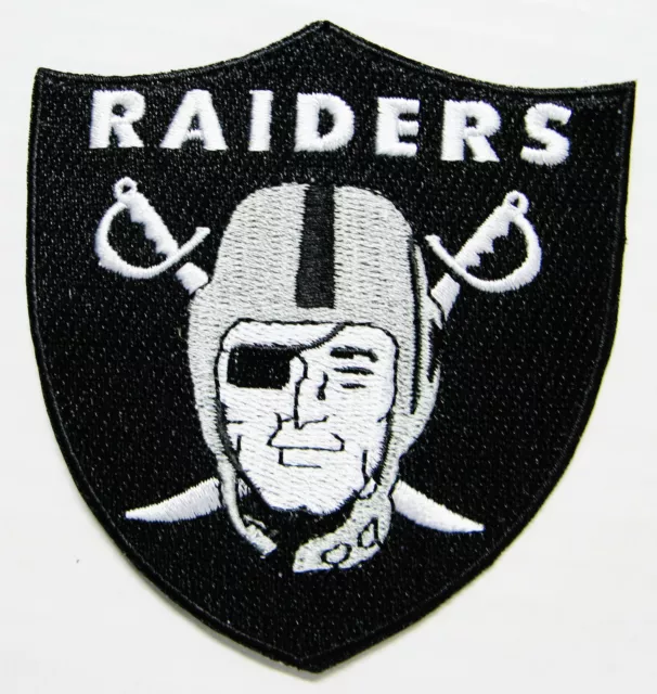 Lot Of (1) Nfl Oakland Raiders Logo Shield Patch Iron-On Item # 28