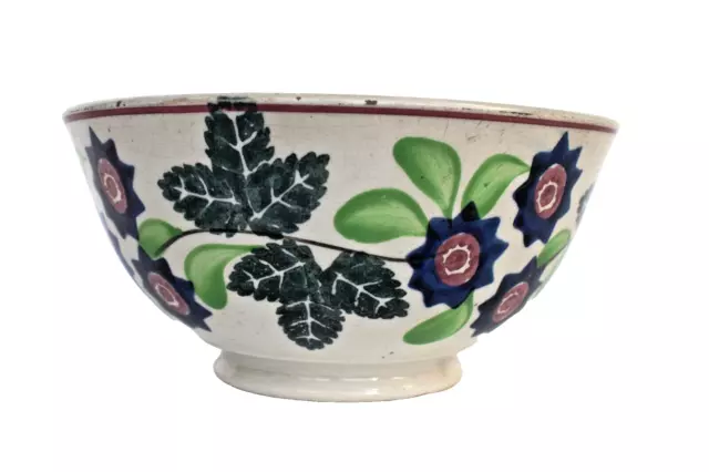 Ancien Poterie Bol Avec Éponge Décoration De Holly Feuilles Et Fleurs " IB24