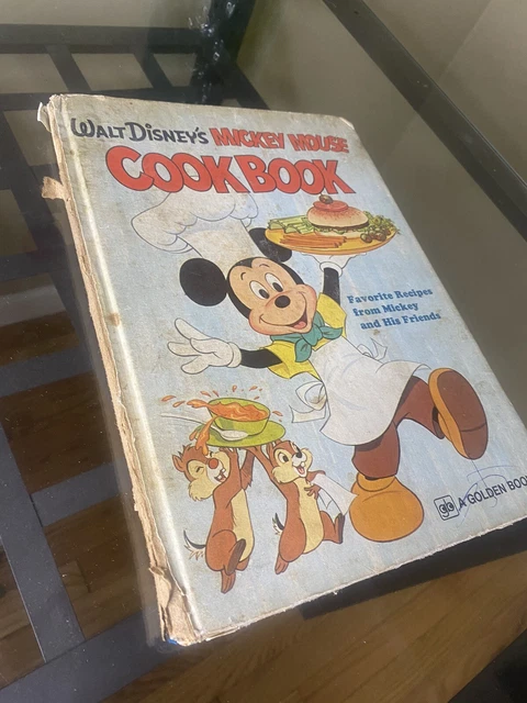 VTG 1975 Walt Disney’s Mickey Mouse Cook Book hardcover