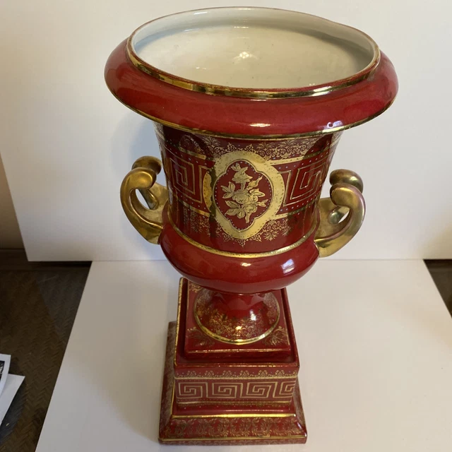 Royal Vienna Style Porcelain Urn Jardinière Circa 1910  14" Tall 7" Dia Austria