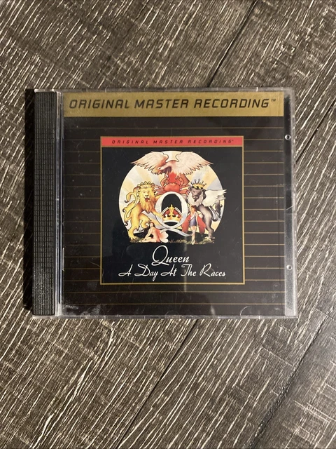 A DAY AT the Races (Laserdisc, REMASTERED) $8.40 - PicClick CA