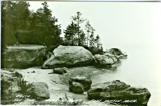 Port Austin MI The Cove at Broken Rocks RPPC E-1474