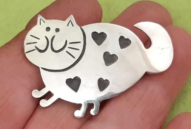 sterling silver Cat Kitty Brooch Pin With Hearts 925 Vintage