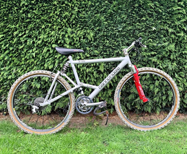 CANNONDALE SE 1000 Full Suspension 26in MTB M Frame Grey. Frame