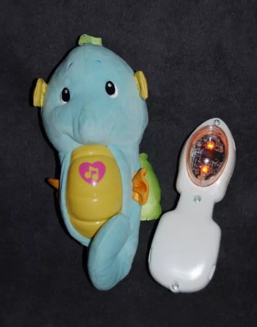 Peluche FISHER PRICE Veilleuse Musical Doudou Hippocampe Bleu Bébé Eau Lumière