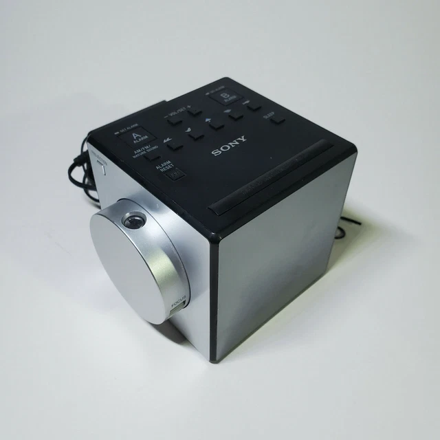 SONY ICFC1PJ PROJECTION Alarm Clock AM/FM Radio Silver/Black