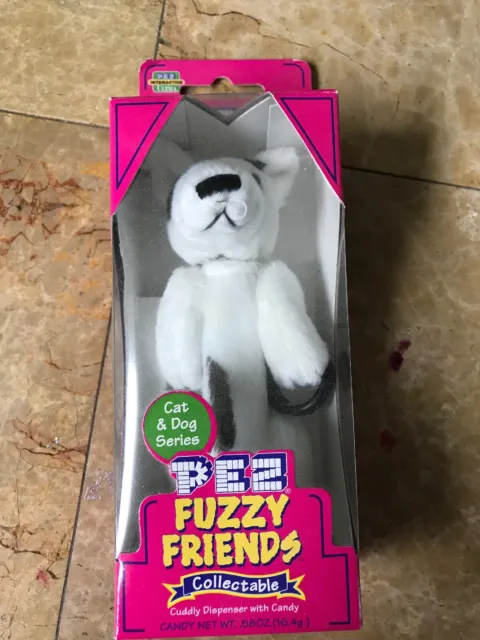 PEZ Fuzzy Friends Cat & Dog Collectible Series Molly The Poodle NEW
