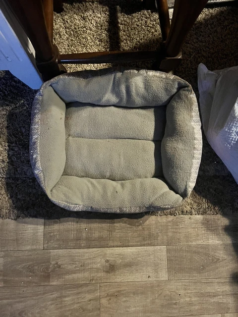 Small Cuddler Dog Cat Puppy Kitten Pet Bed, Gray, 19”x15”, Typically up to 25 Lb