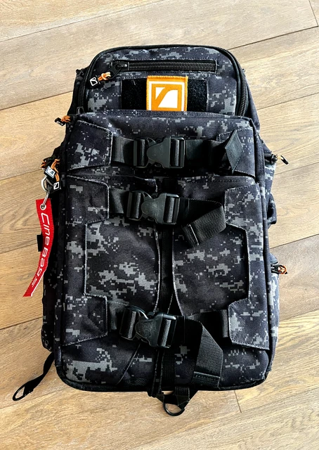 Mochila para cámara CineBags CB-25 Revolution, camuflaje digital