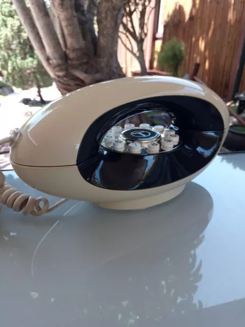Vintage Genie 70s Space Age Phone