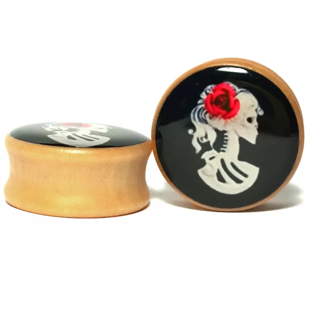 Pair of Wood Handmade Ear Plugs - Organic Gauges Flesh Tunnels - Printed Cameo 2