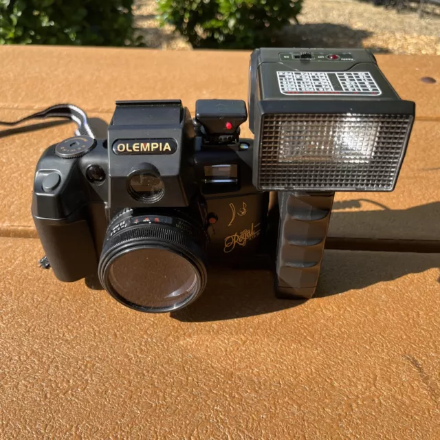 Cámara fotográfica Olempia Big Royal View 50 mm con flash. De colección único de la vieja escuela