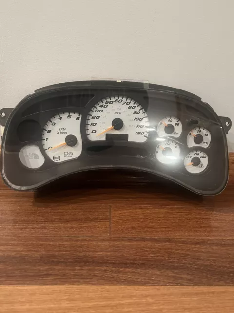 03-05 Chevy Avalanche North Face 1500 Instrument Cluster IPC OEM White 163k mile