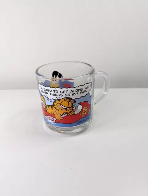 1978 JIM DAVIS McDonald's Garfield in Canoe, Odie Glass Coffee Cup Mug VINTAGE