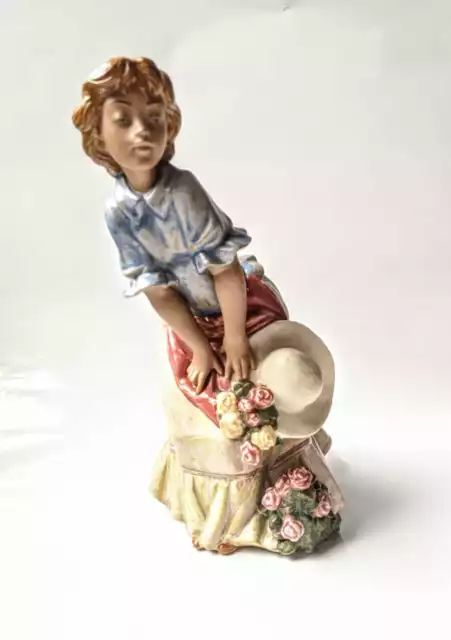 Figurine LLADRO 3506 1978, Fille avec fleurs, Girl with Flowers, Salvador Debon
