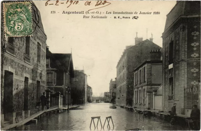 CPA Argenteuil Rue Nationale 1910 janvier FRANCE (1331023)
