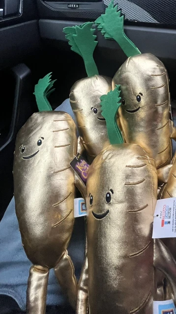 4xAldi Kevin The Carrot Gold Plush Christmas Toy Collectible 2023