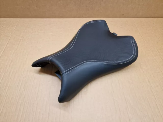 Triumph Street Triple 765 RS Front riders seat saddle 2020 - 2023