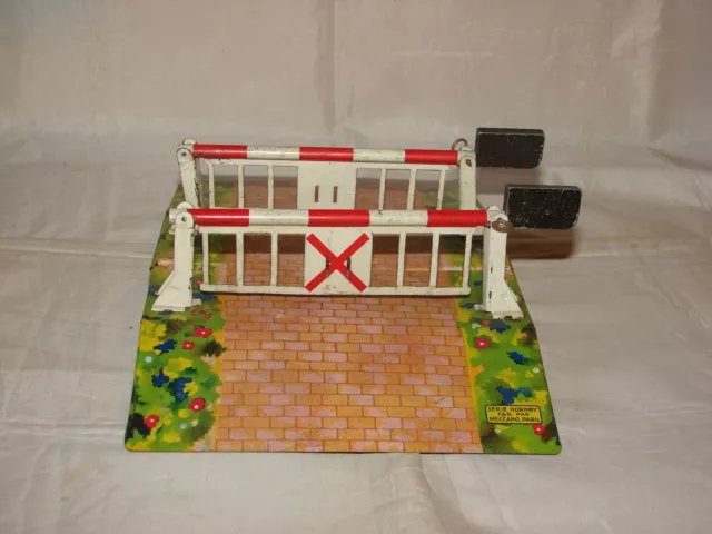 Hornby O 0 Passage A Niveau Train Electrique Tole Lithographiee