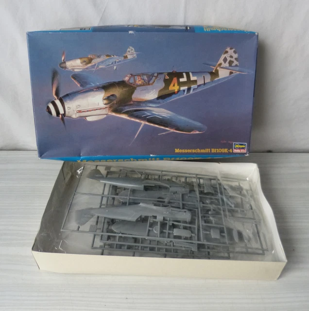 Maquette Hasegawa 1:48 Spitfire Mk.Vb Red Star - Avion De Chasse WWII - Neuf