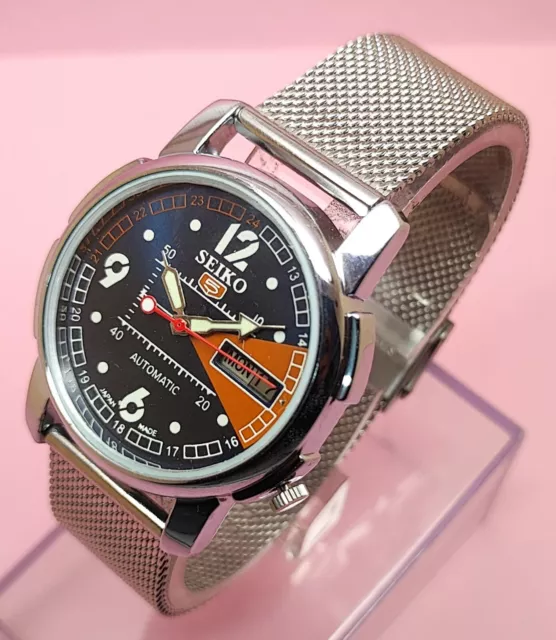 Seiko 5 automatic men's steel day/date vintage japan made watch run order