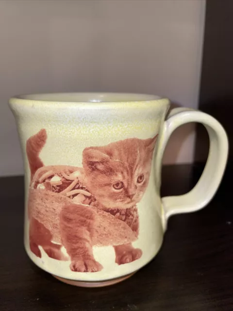 https://www.picclickimg.com/fdMAAOSwov5hlwfW/Vintage-Studio-Art-Pottery-Mug-Taco-Costume-Cat.webp