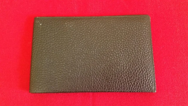 Porta Assegni In Pelle Aurya Con Divisorio E Penna - Per Destrorsi, Colore Cuoio
