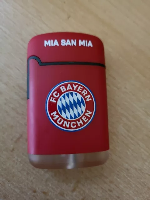 Feuerzeug FC Bayern München Rubber Turbo Jet Mia san mia Neu !!!